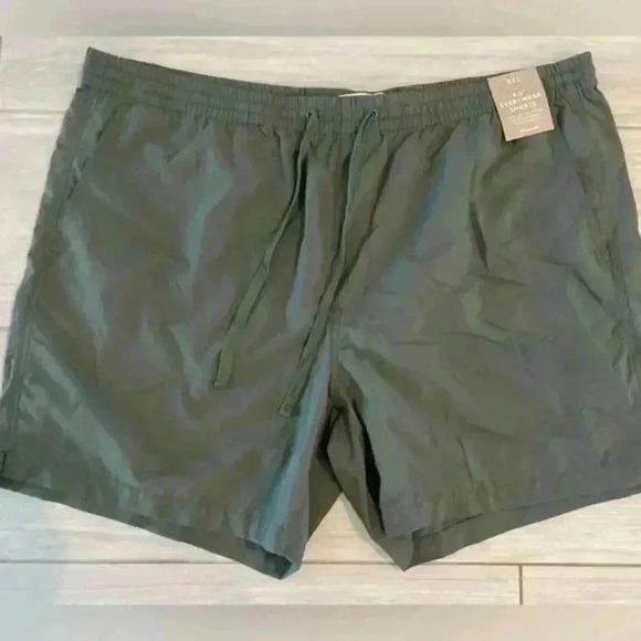 Madewell green XXL men’s shorts NWT - Picture 1 of 7